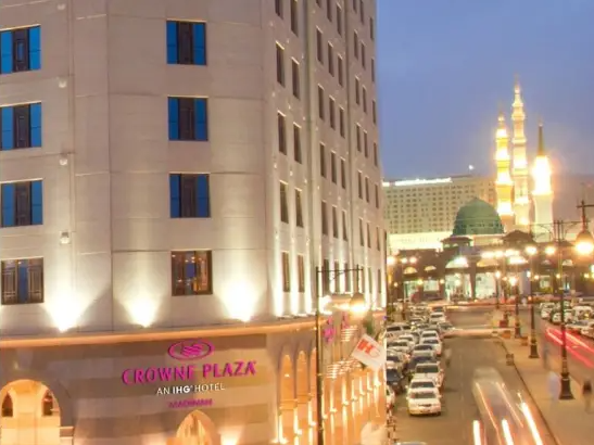 CROWNE PLAZA MADINAH